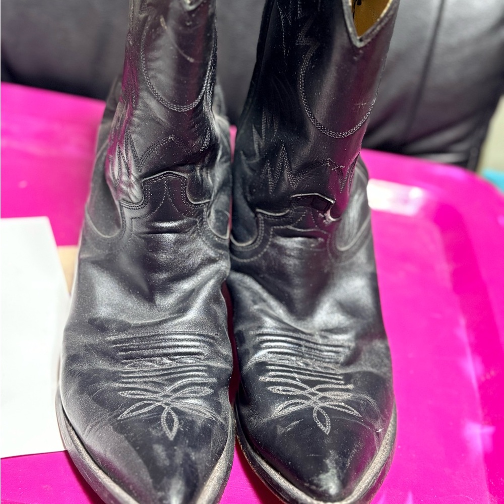 Justin Boots Black Western Ankle Booties